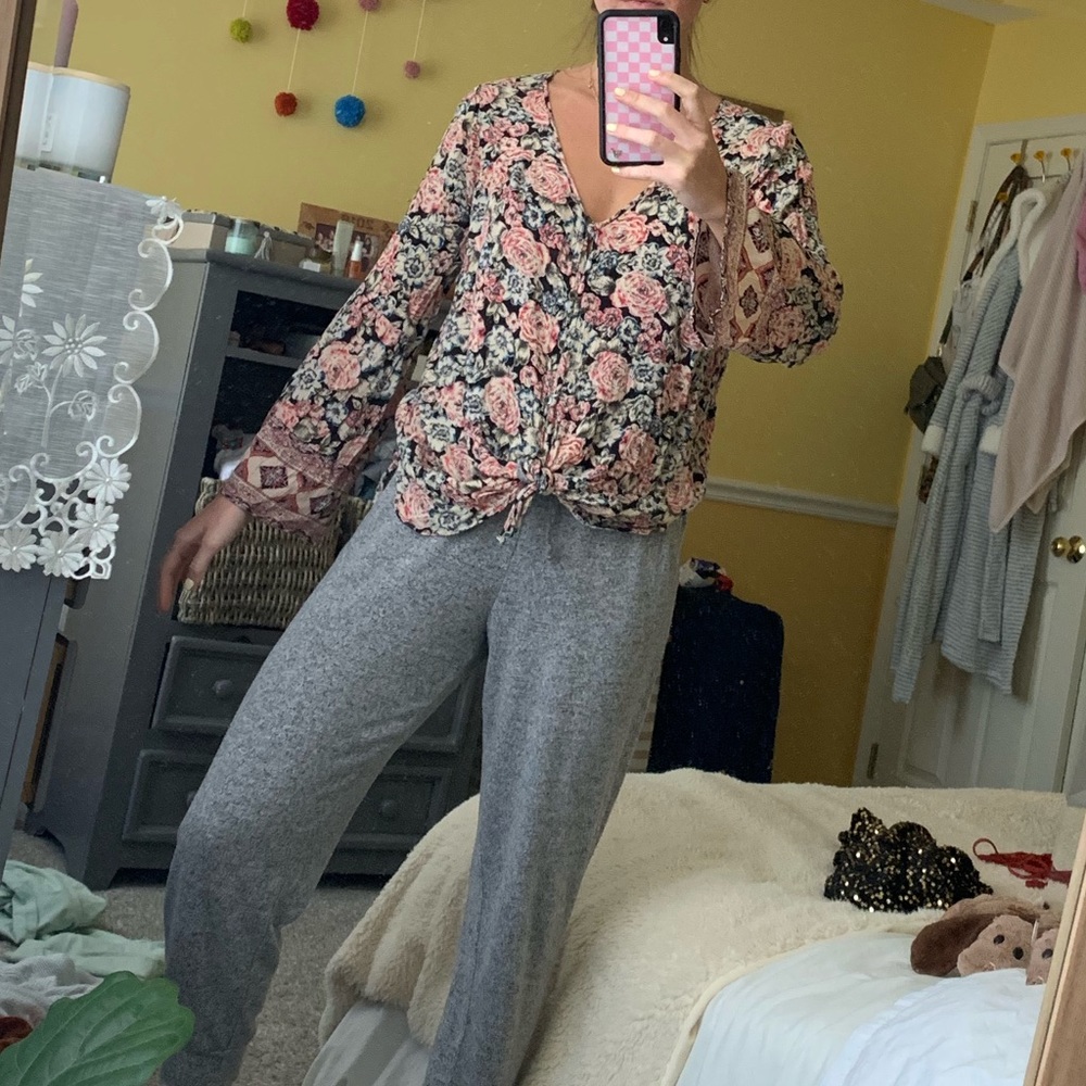 Billabong blouse with semi open back